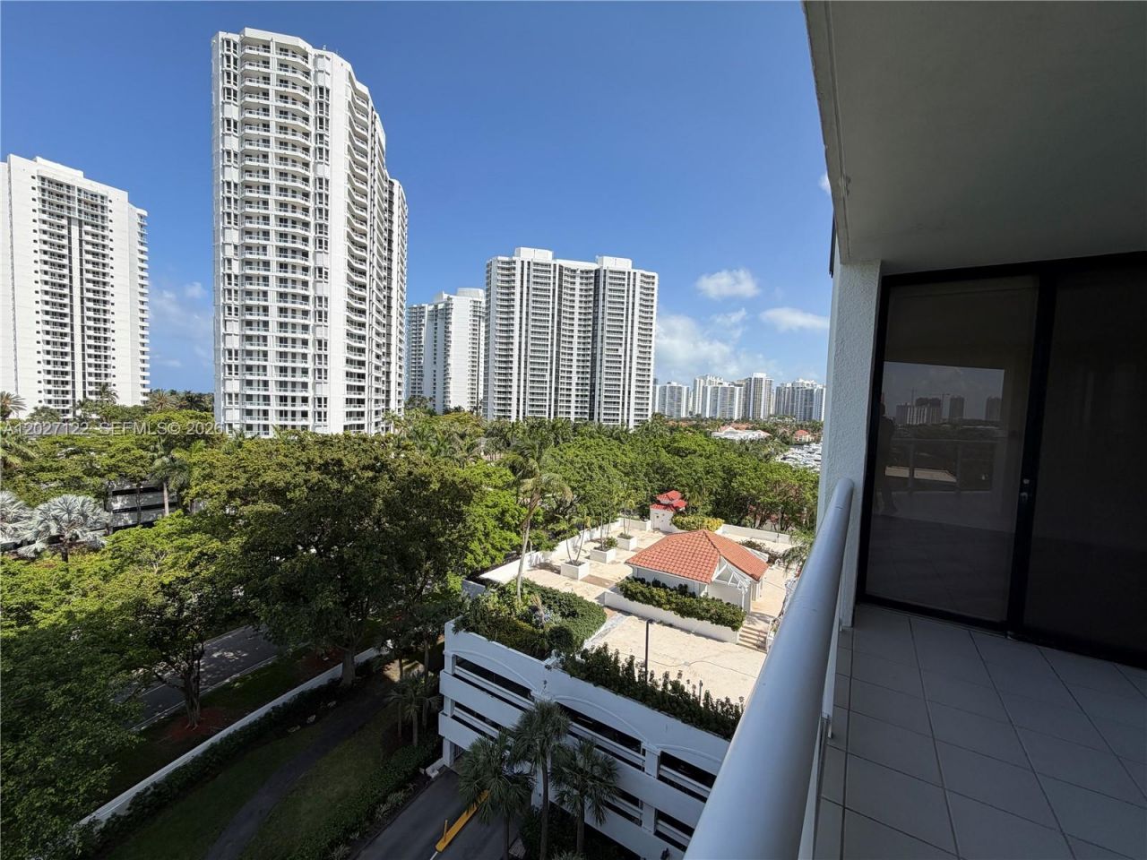 3640 Yacht Club Dr, Unit 805, Aventura, FL 33180 Photo