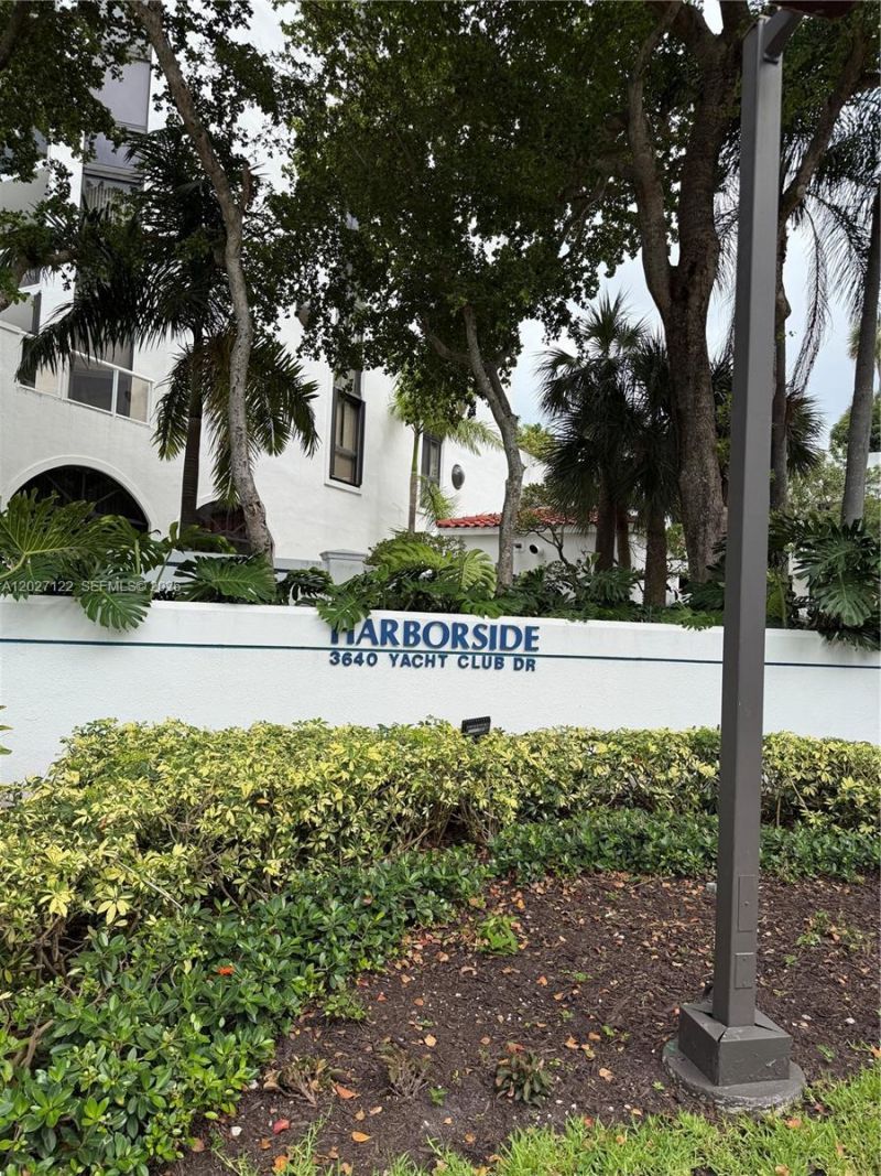 3640 Yacht Club Dr, Unit 805, Aventura, FL 33180 Photo