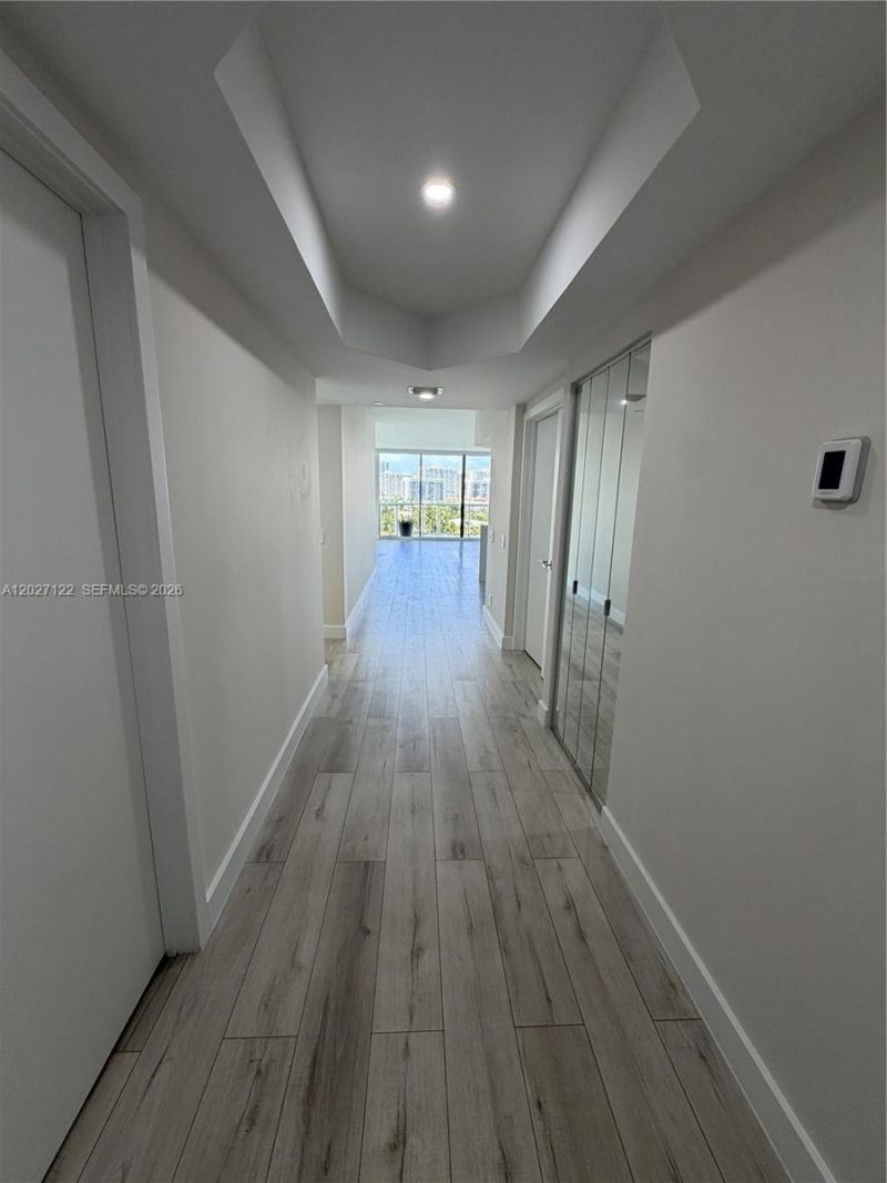 3640 Yacht Club Dr, Unit 805, Aventura, FL 33180 Photo