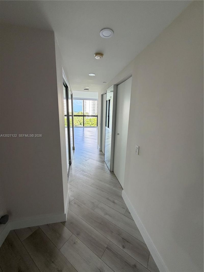 3640 Yacht Club Dr, Unit 805, Aventura, FL 33180 Photo