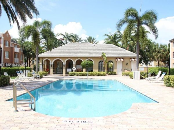655 SW 111th Way , Unit 201, Pembroke Pines, FL 33025