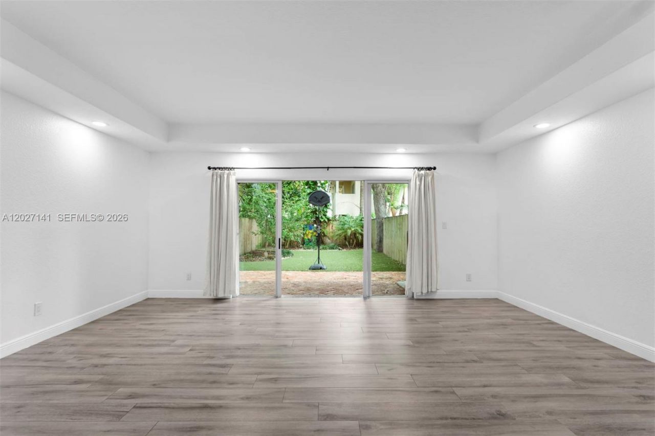3062 Matilda St , Unit 2, Miami, FL 33133 Photo