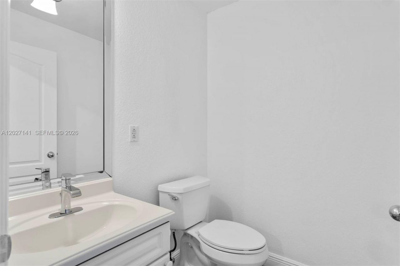3062 Matilda St , Unit 2, Miami, FL 33133 Photo