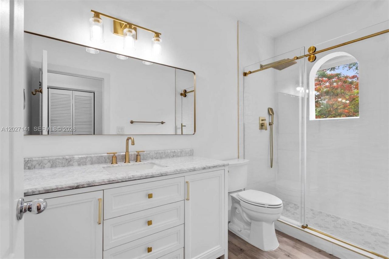 3062 Matilda St , Unit 2, Miami, FL 33133 Photo