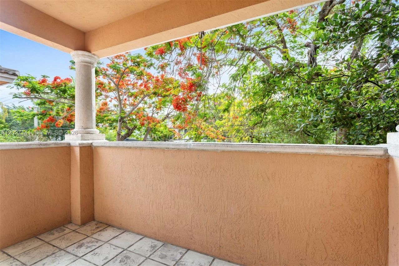 3062 Matilda St , Unit 2, Miami, FL 33133 Photo