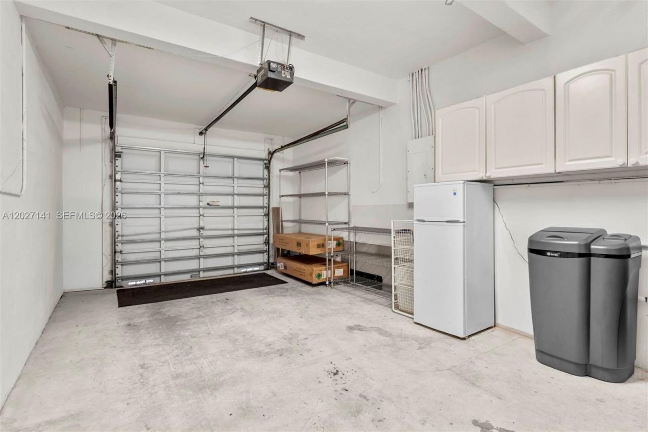 3062 Matilda St , Unit 2, Miami, FL 33133 Photo
