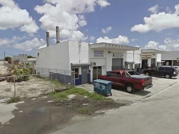 3805 NW 35th Ave, Miami, FL 33142