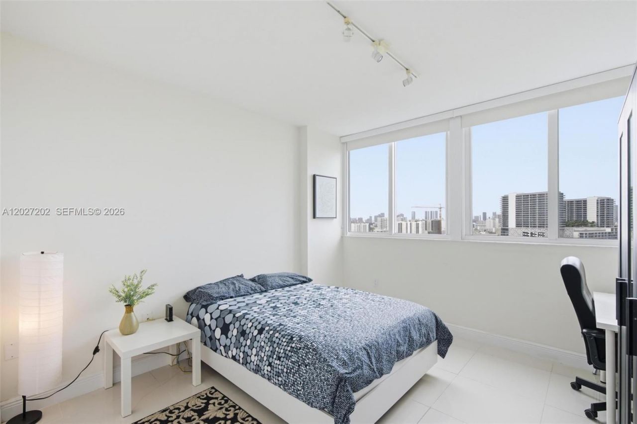 1861 NW S River Dr, Unit 2008, Miami, FL 33125 Photo