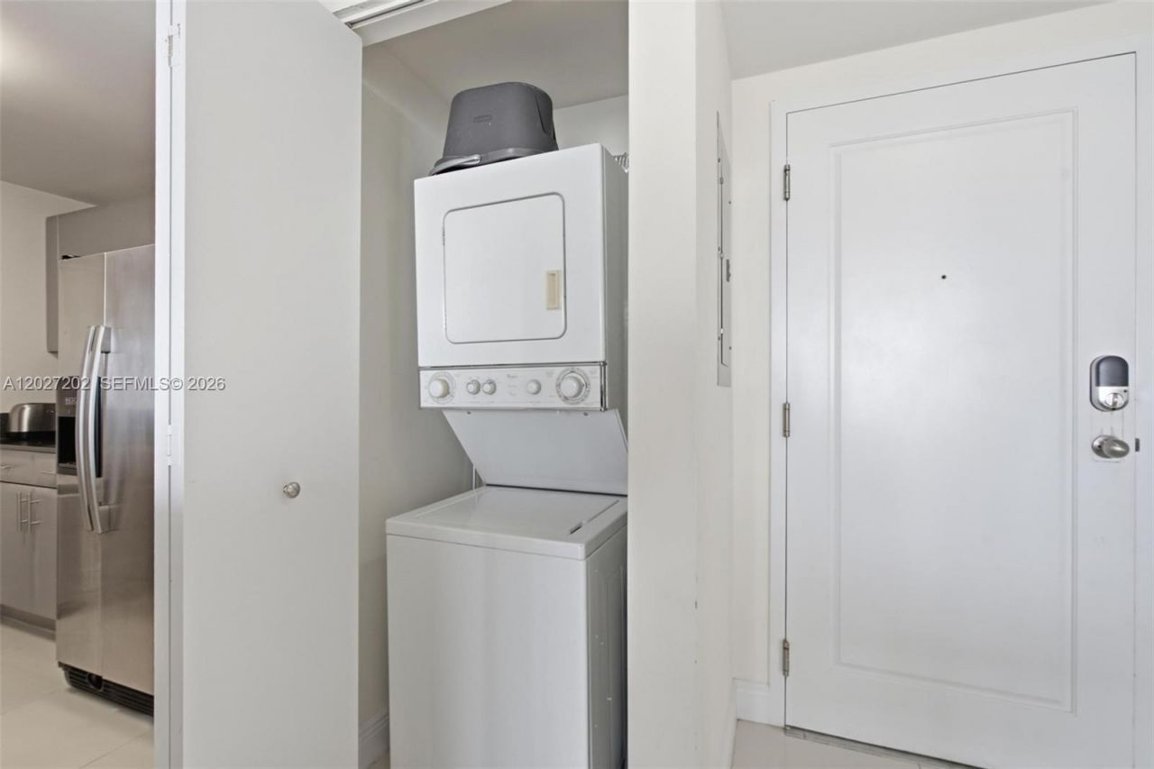 1861 NW S River Dr, Unit 2008, Miami, FL 33125 Photo