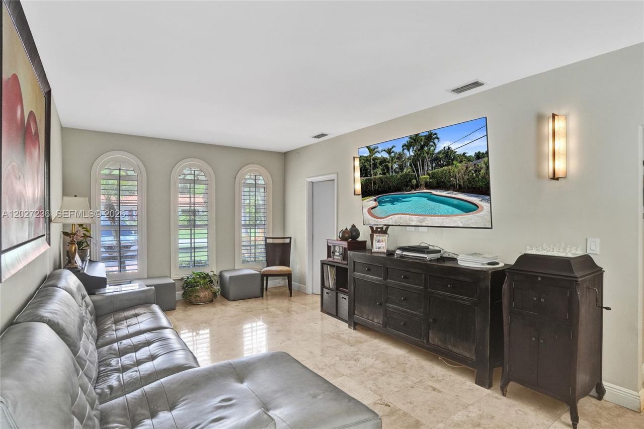 1534 Palancia Ave , Coral Gables, FL 33146 Photo