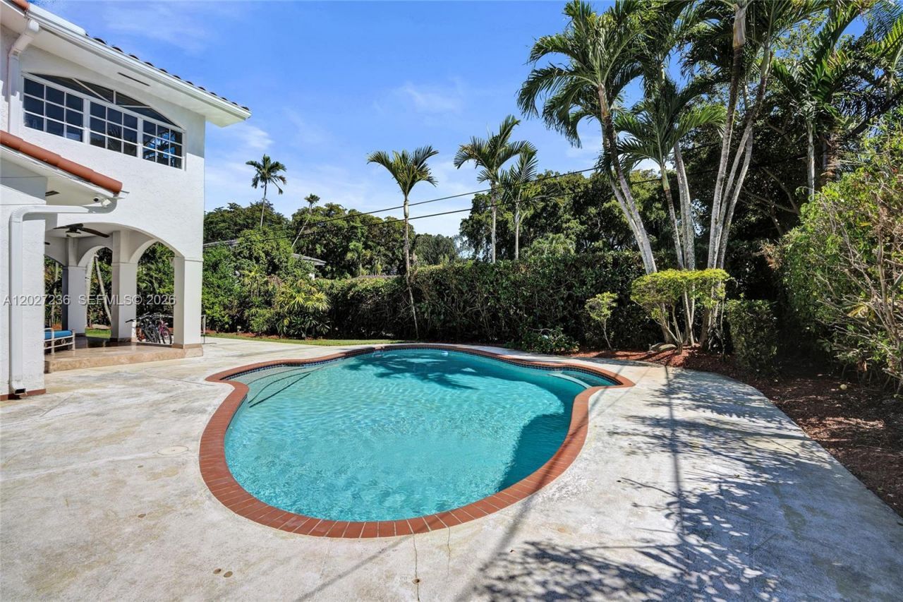 1534 Palancia Ave , Coral Gables, FL 33146 Photo