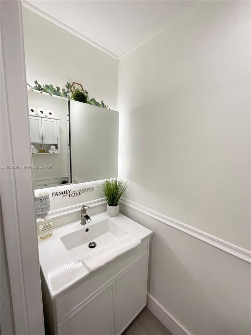1502 NW 90th Way , Unit 1502, Pembroke Pines, FL 33024 Photo