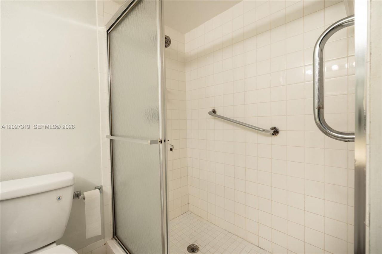 150 S Hollybrook Ter, Unit 208, Pembroke Pines, FL 33025 Photo