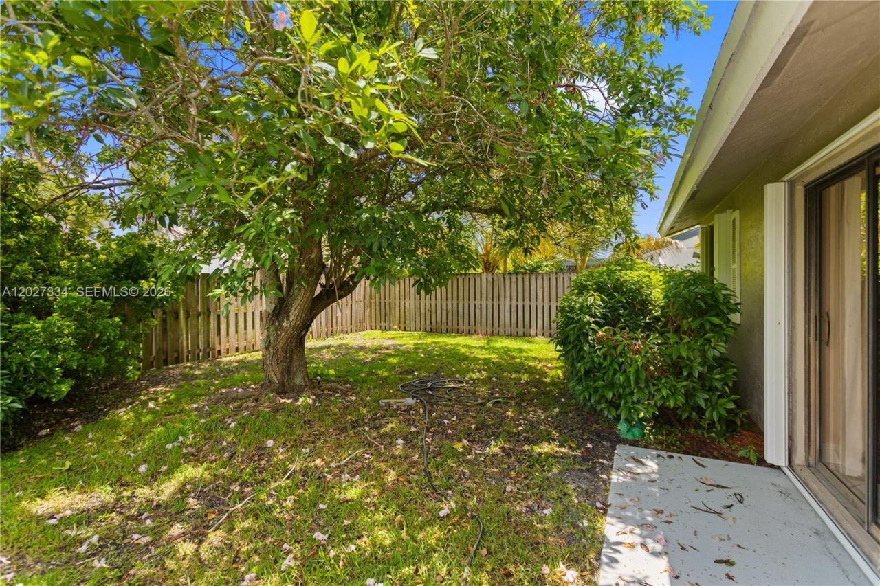 14641 Kirsten Ct, Davie, FL 33325 Photo