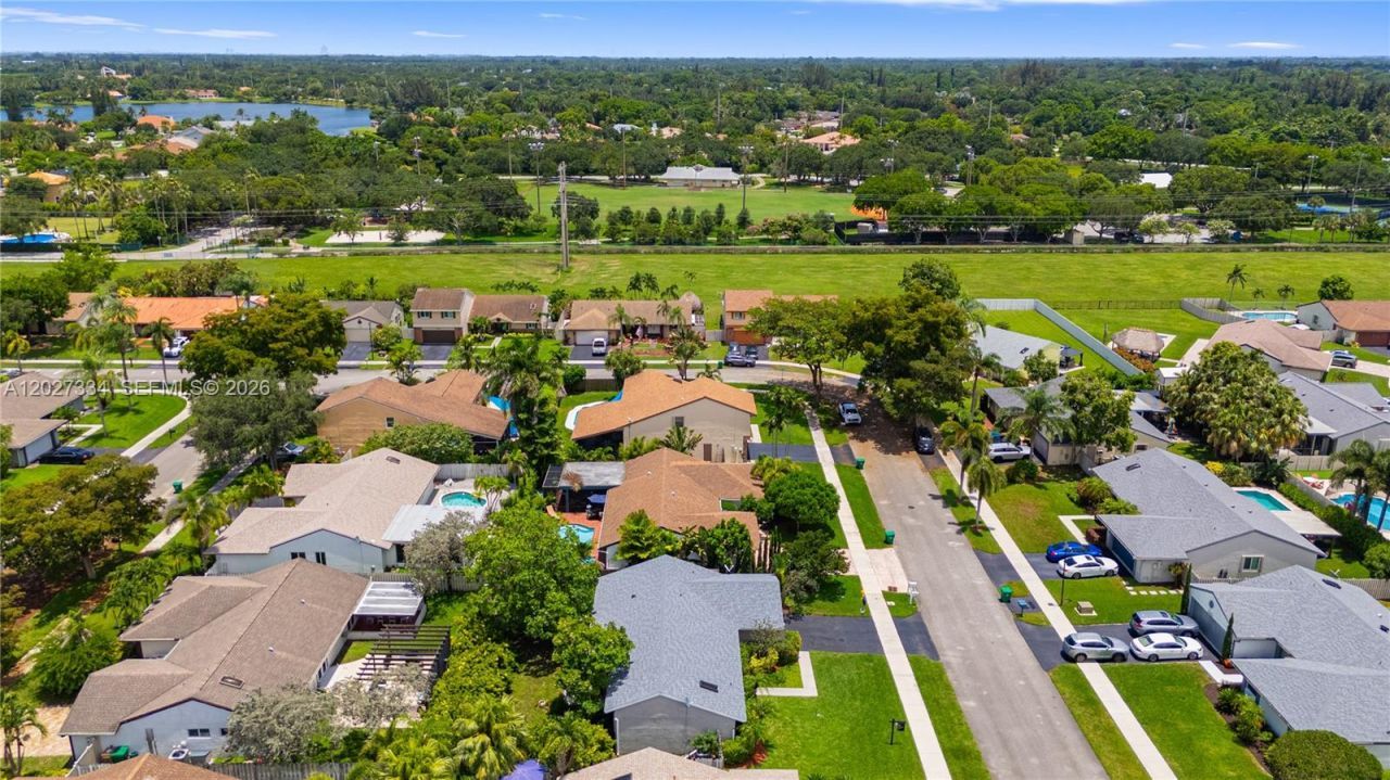 14641 Kirsten Ct, Davie, FL 33325 Photo