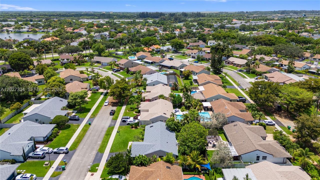 14641 Kirsten Ct, Davie, FL 33325 Photo