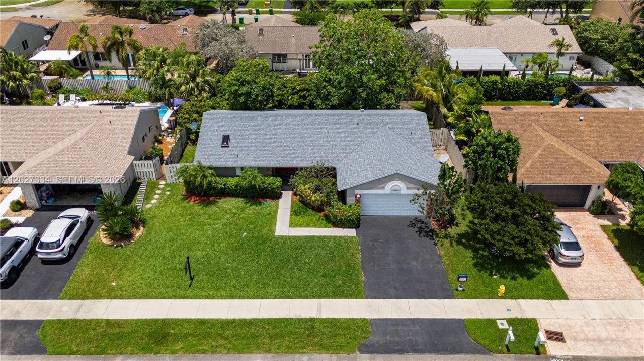 14641 Kirsten Ct, Davie, FL 33325 Photo