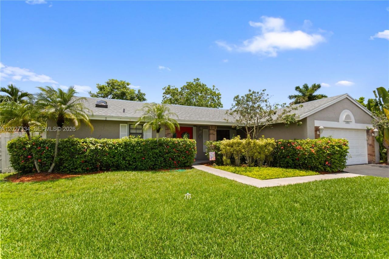 14641 Kirsten Ct, Davie, FL 33325 Photo
