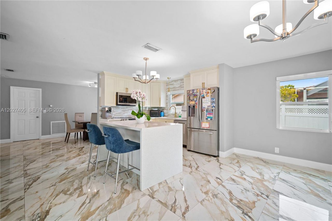 4180 NW 103rd Dr, Coral Springs, FL 33065 Photo