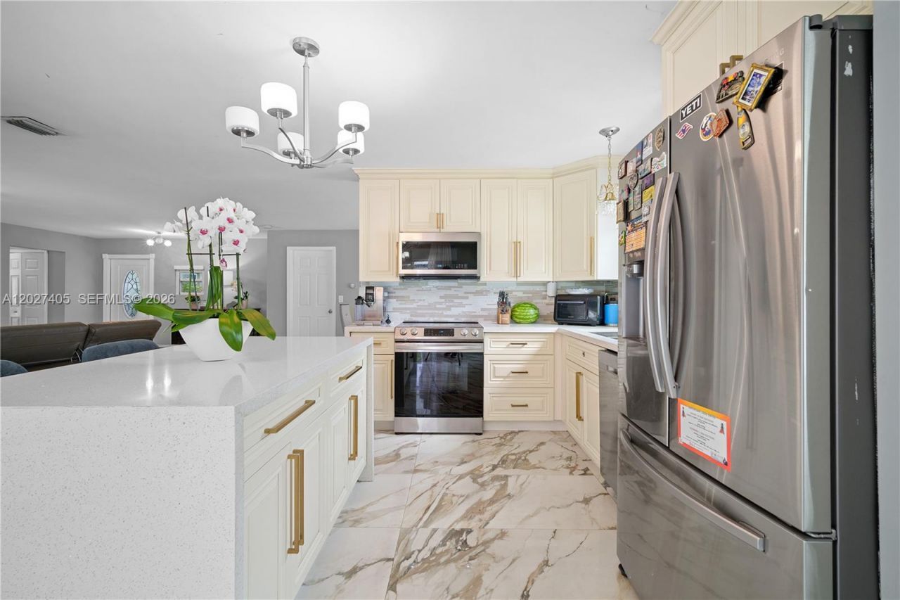 4180 NW 103rd Dr, Coral Springs, FL 33065 Photo