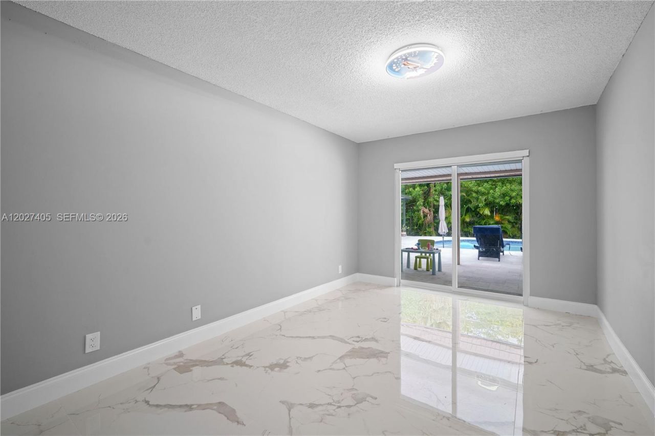 4180 NW 103rd Dr, Coral Springs, FL 33065 Photo