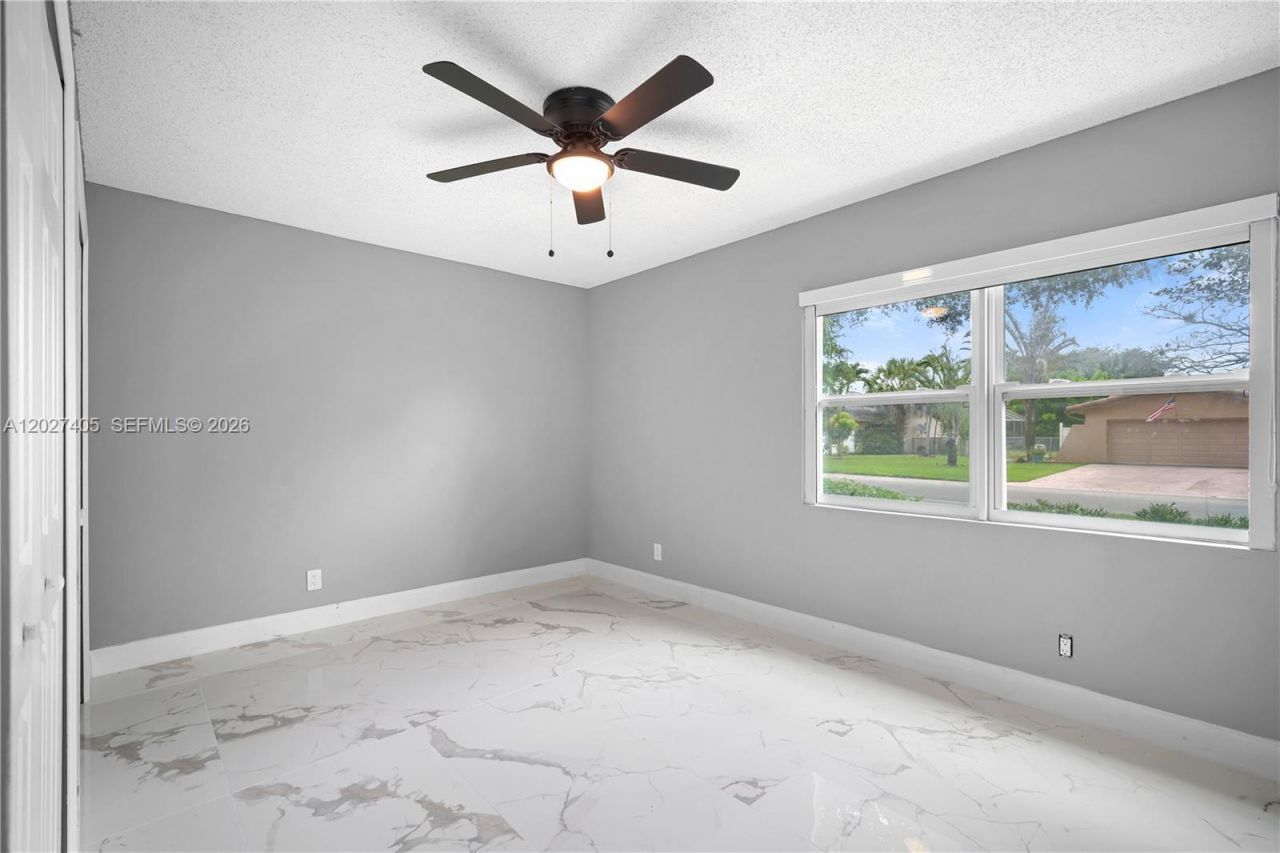 4180 NW 103rd Dr, Coral Springs, FL 33065 Photo