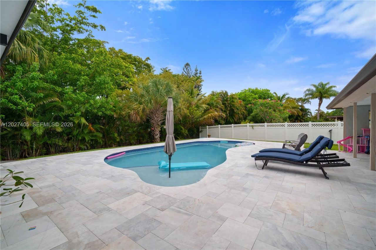 4180 NW 103rd Dr, Coral Springs, FL 33065 Photo