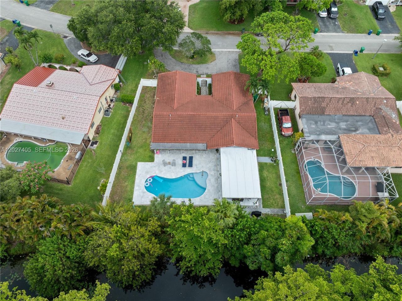4180 NW 103rd Dr, Coral Springs, FL 33065 Photo