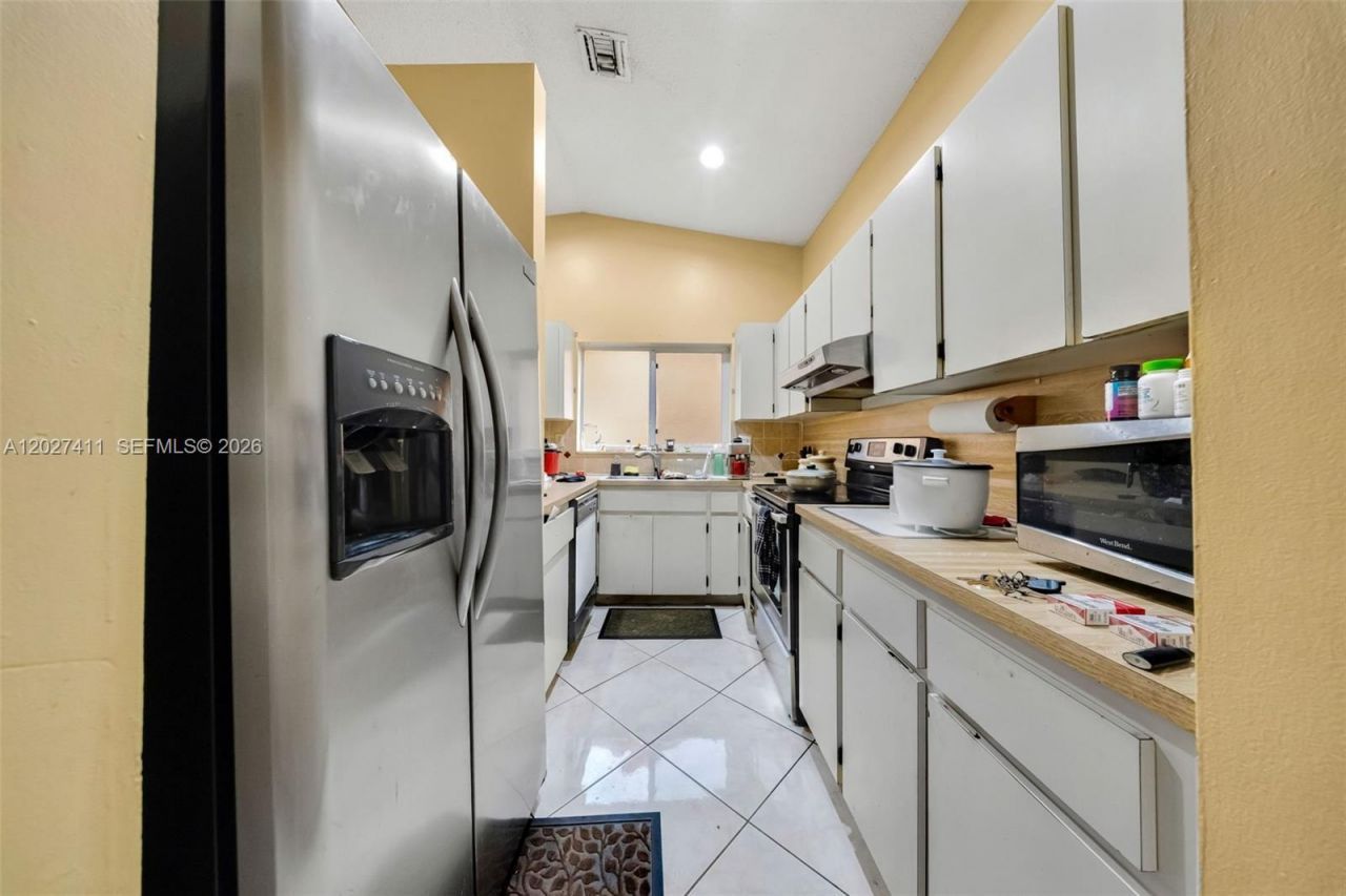10724 SW 145th Ave, Miami, FL 33186 Photo