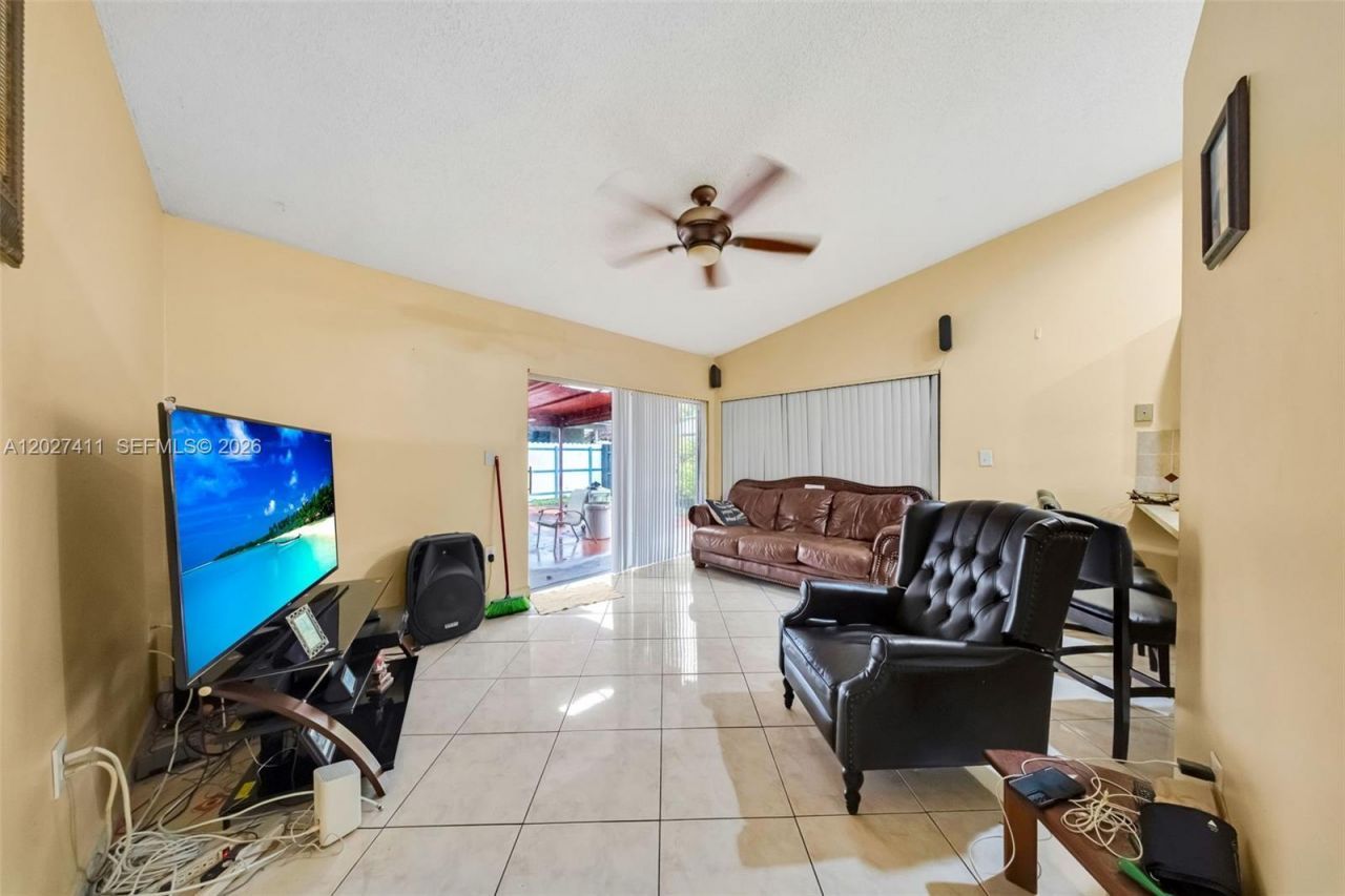 10724 SW 145th Ave, Miami, FL 33186 Photo
