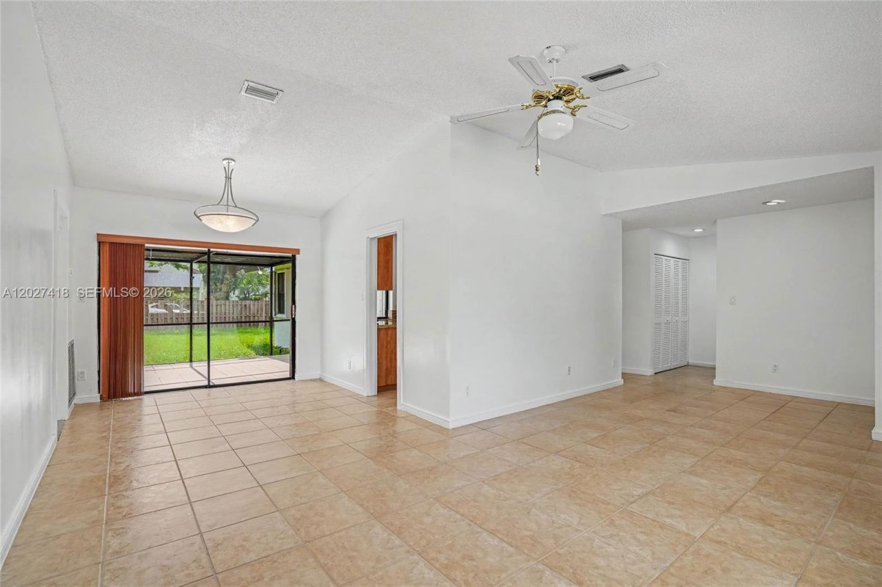 10711 SW 116th Ave, Miami, FL 33176 Photo