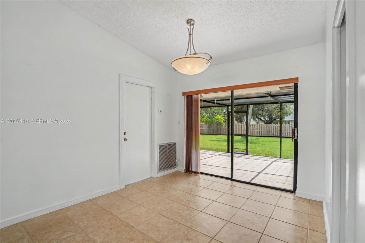 10711 SW 116th Ave, Miami, FL 33176 Photo