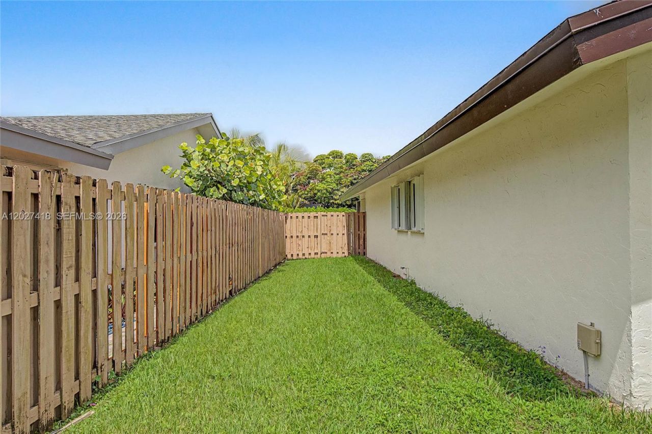 10711 SW 116th Ave, Miami, FL 33176 Photo