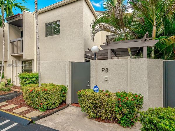 4700 SW 67th Ave, Unit P8, Miami, FL 33155