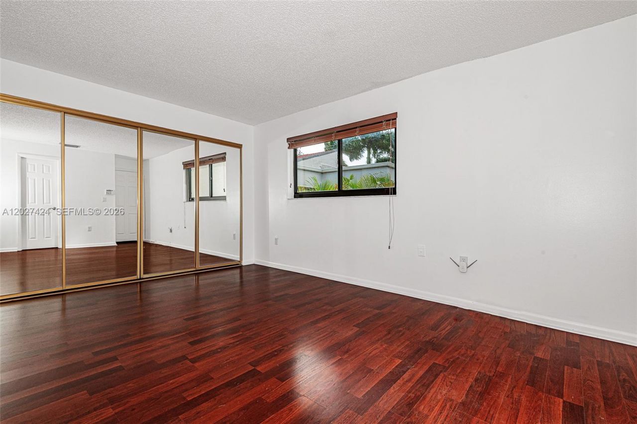 4700 SW 67th Ave, Unit P8, Miami, FL 33155 Photo