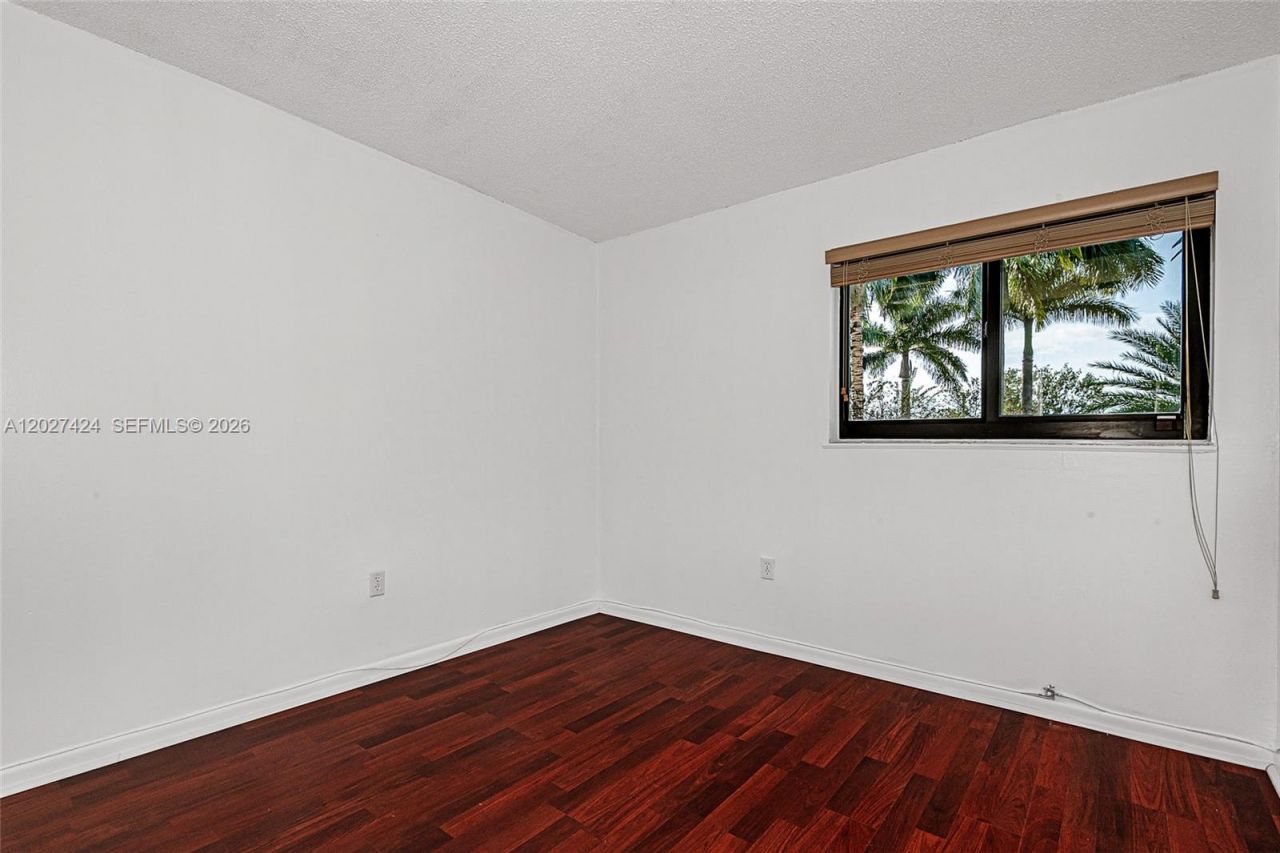 4700 SW 67th Ave, Unit P8, Miami, FL 33155 Photo