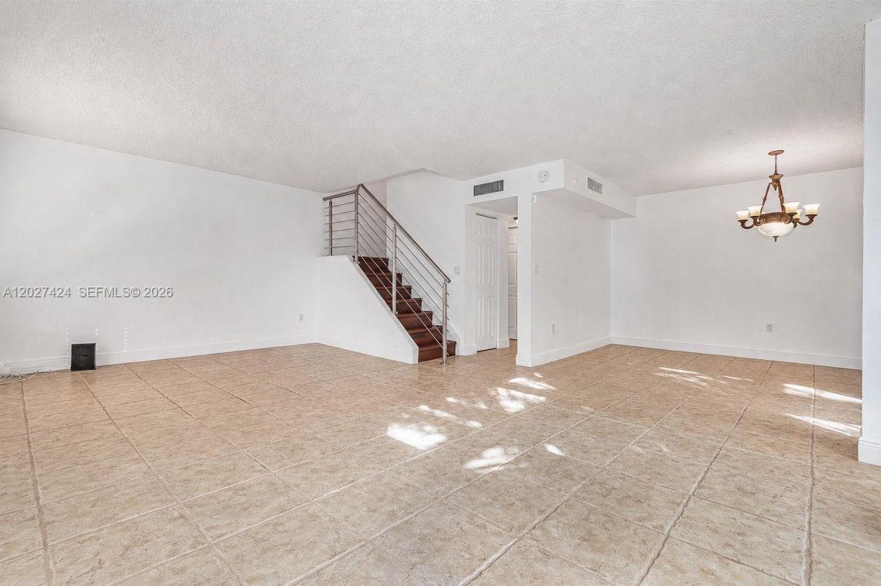 4700 SW 67th Ave, Unit P8, Miami, FL 33155 Photo