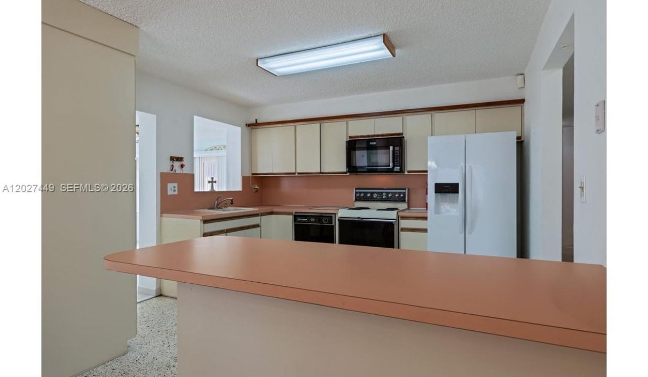 3062 SW 14th St, Miami, FL 33145 Photo
