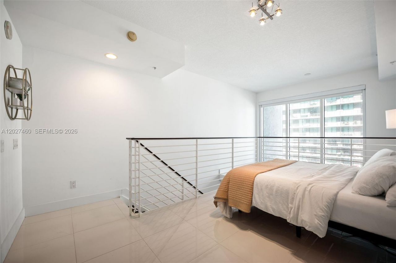 60 SW 13th St , Unit 4408, Miami, FL 33130 Photo