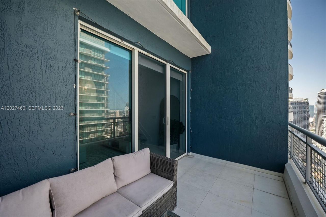 60 SW 13th St , Unit 4408, Miami, FL 33130 Photo