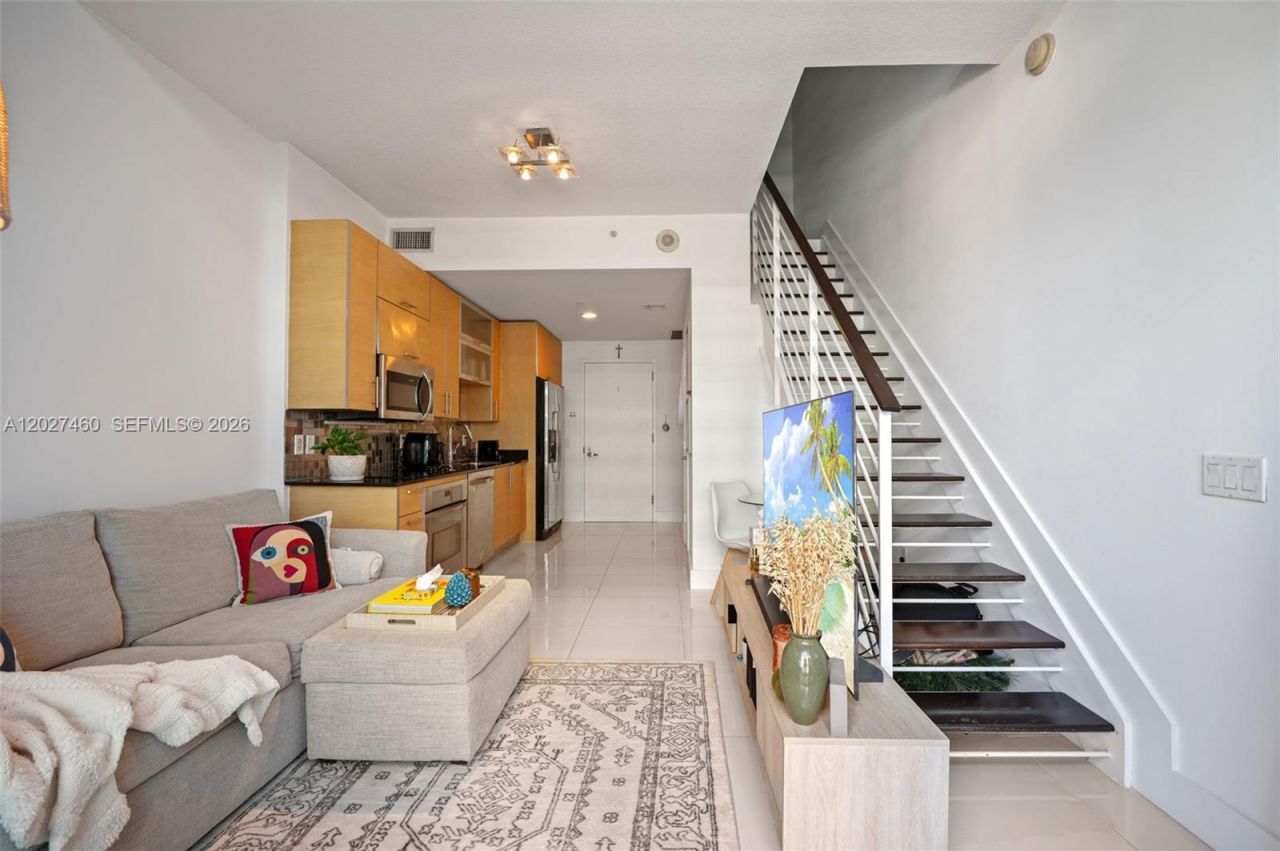 60 SW 13th St , Unit 4408, Miami, FL 33130 Photo