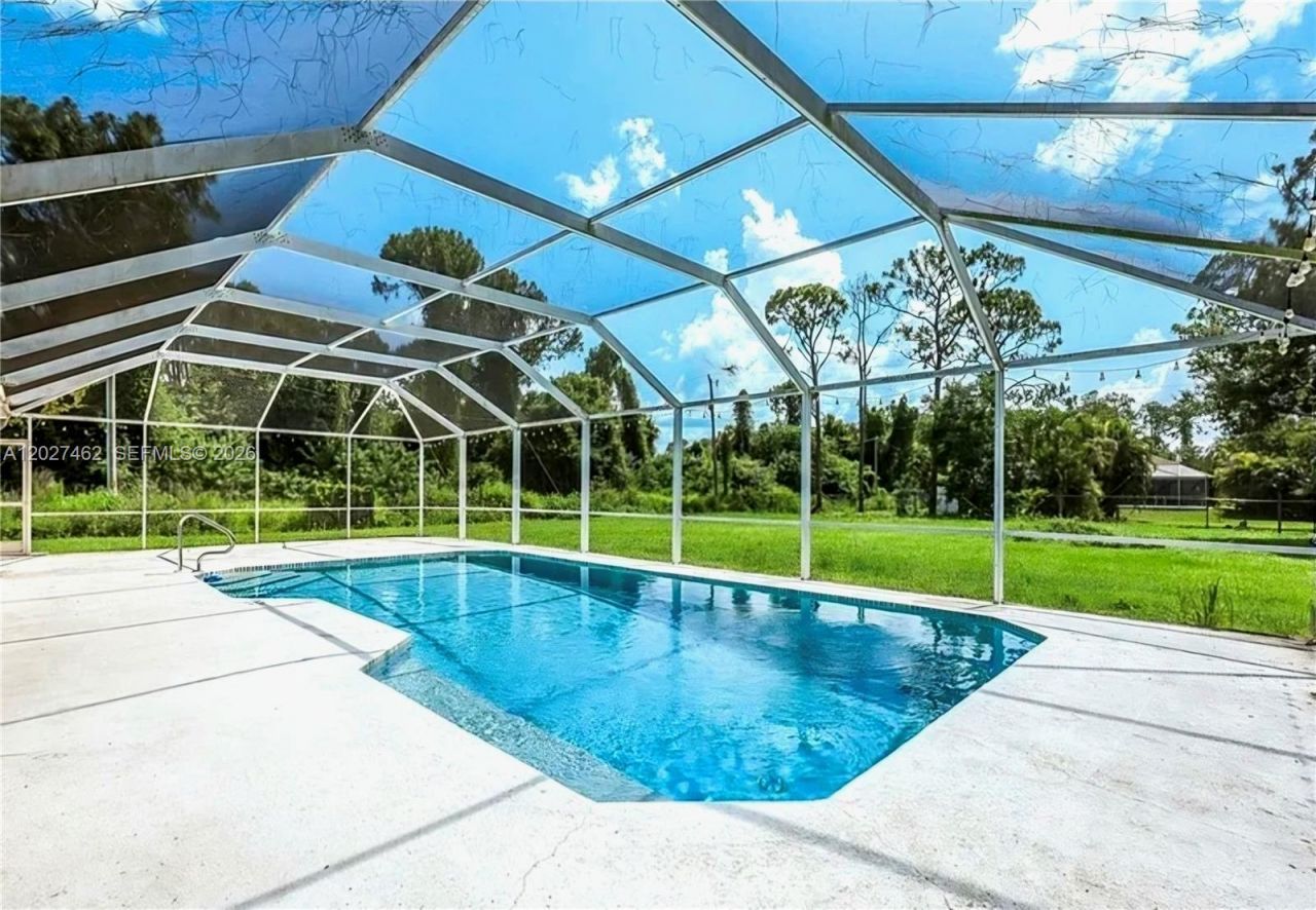 811 Jefferson Ave, Lehigh Acres, FL 33936 Photo