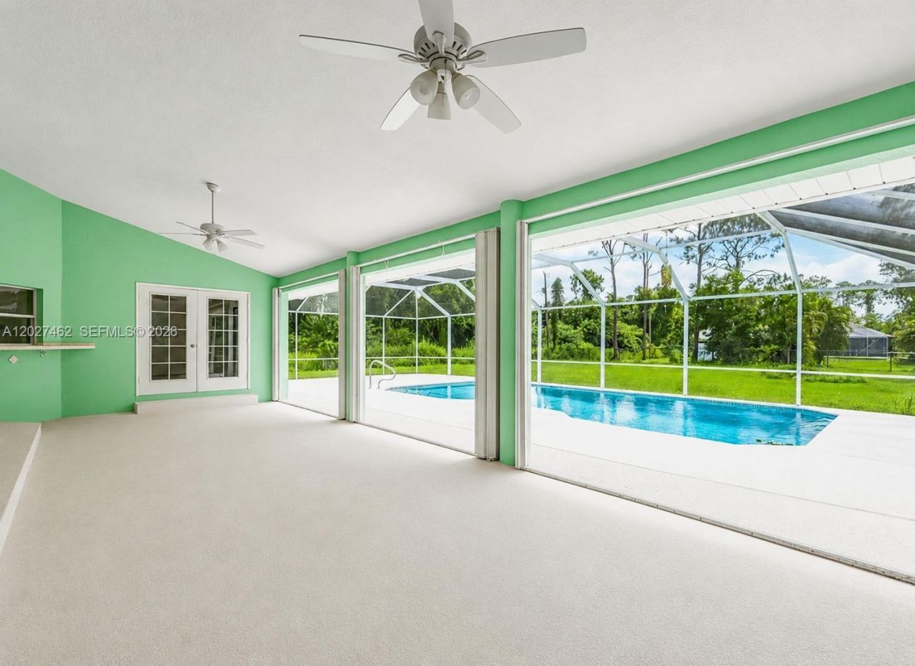 811 Jefferson Ave, Lehigh Acres, FL 33936 Photo