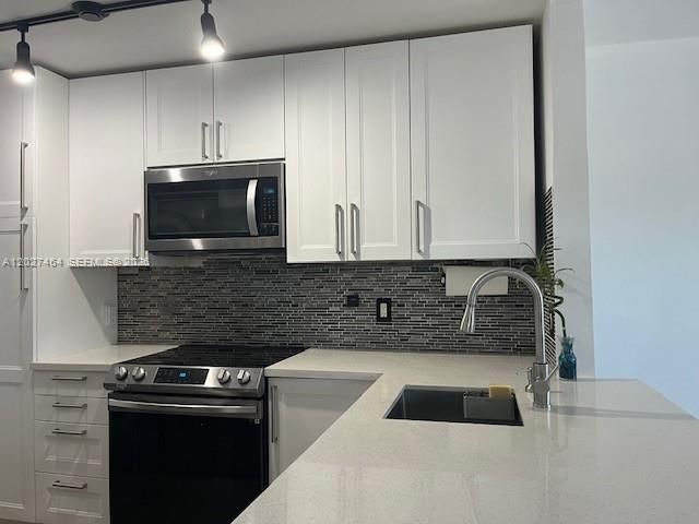 10054 Winding Lake Rd , Unit 201, Sunrise, FL 33351 Photo