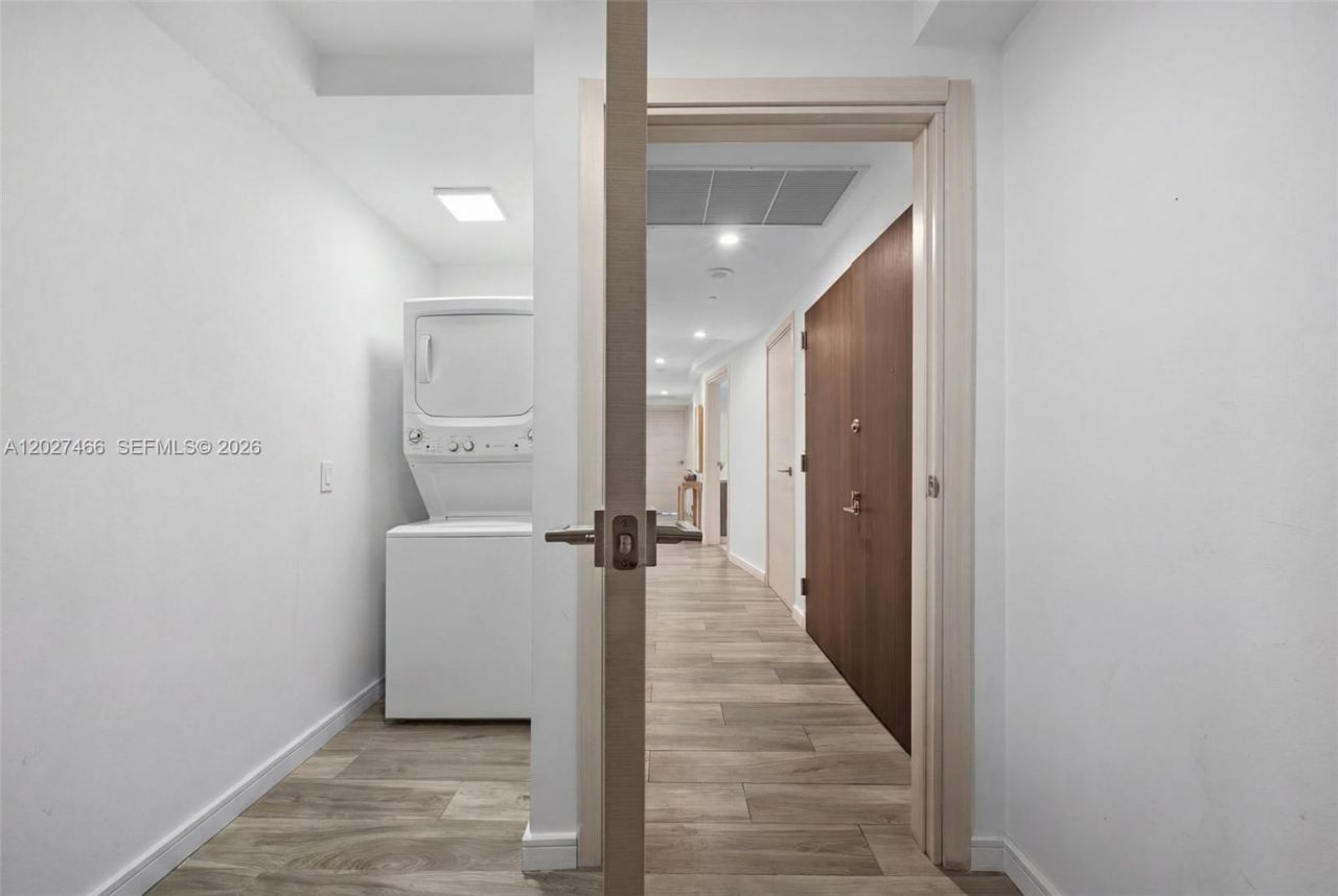 801 S Miami Ave , Unit 2901, Miami, FL 33130 Photo