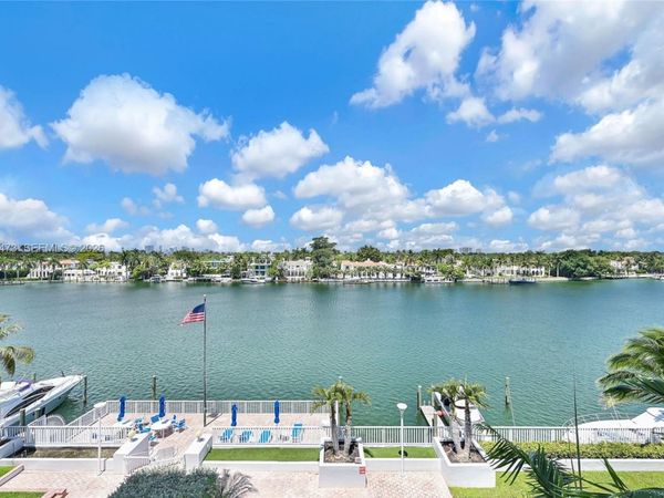 5700 Collins Ave , Unit 5J, Miami Beach, FL 33140