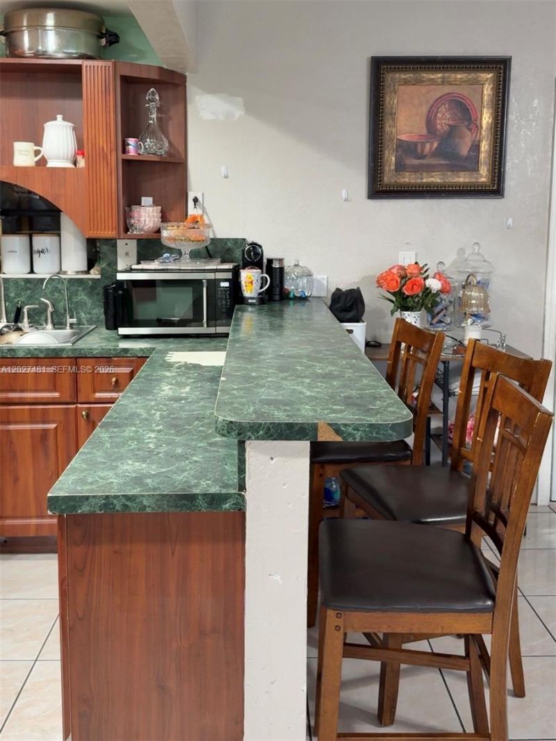 1300 NE 203rd St , Miami, FL 33179 Photo