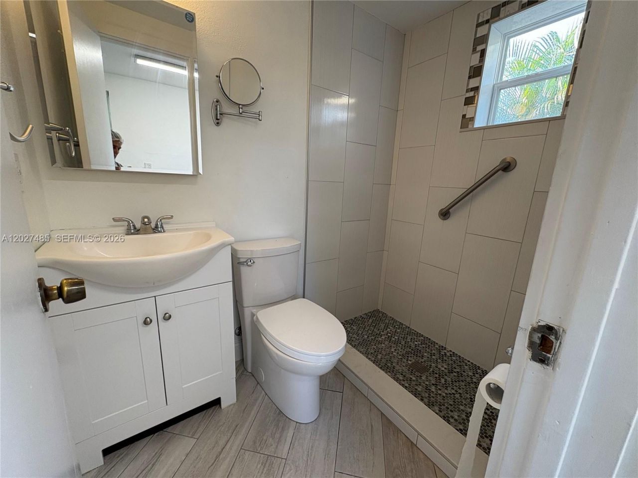 6753 SW 39th Ter , Unit Rear, Miami, FL 33155 Photo