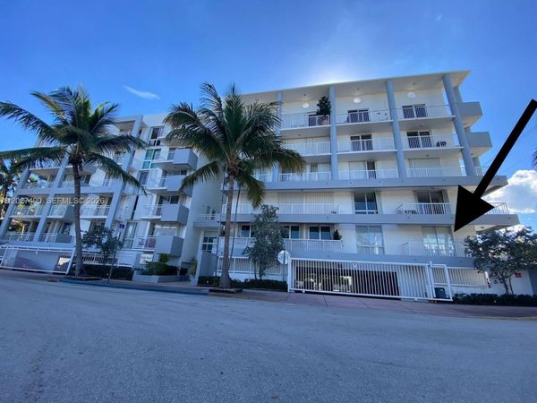 7832 Collins Ave , Unit 201, Miami Beach, FL 33141