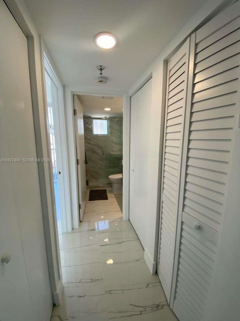 7832 Collins Ave , Unit 201, Miami Beach, FL 33141 Photo